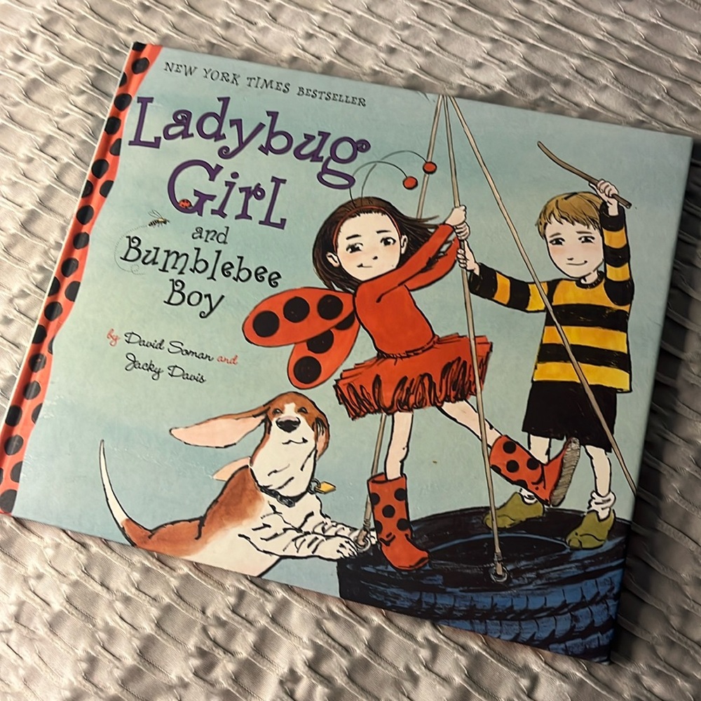 Lady bug girl and bumblebee boy